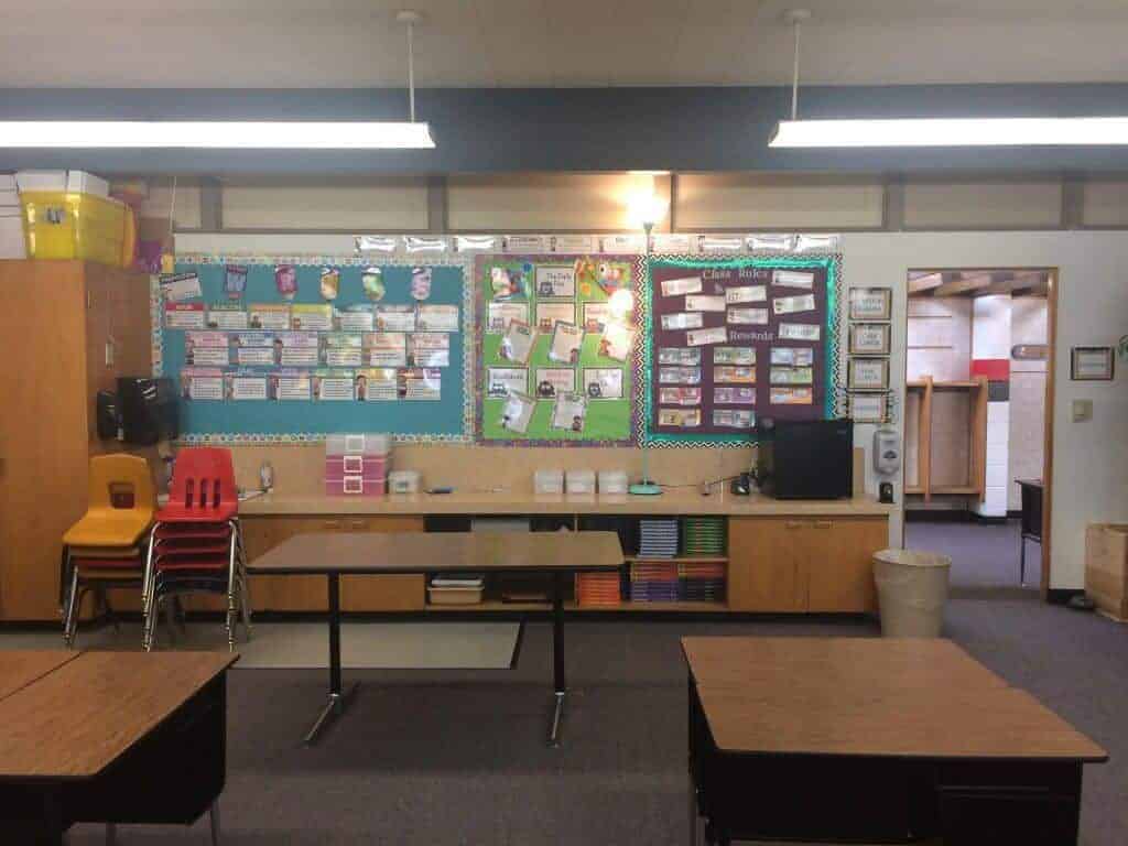 Classroom Makeover Reveal 2016-17 Rhoda Design Studio. Alternate seating, lighting, and Daily 5 reading/math. 3rd and 4th grade classroom.